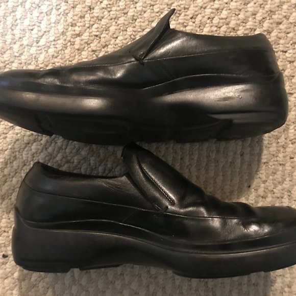 HUGO BOSS DRESS SHOES SIZE 8 (EURO 41) - Picture 2 of 3